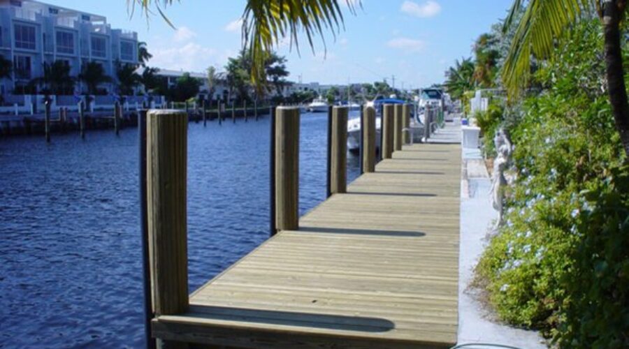 <strong>RENTING A BOAT DOCK JUST GOT EASIER ON NEIGHBORS PARKING</strong>