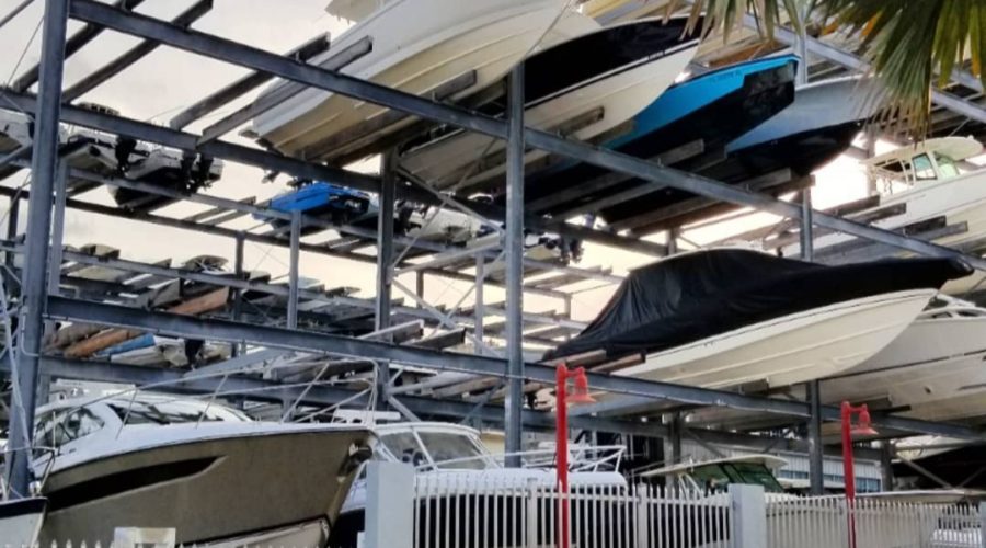 The best marina storage of boats yachts skijets between neighbors in your city !